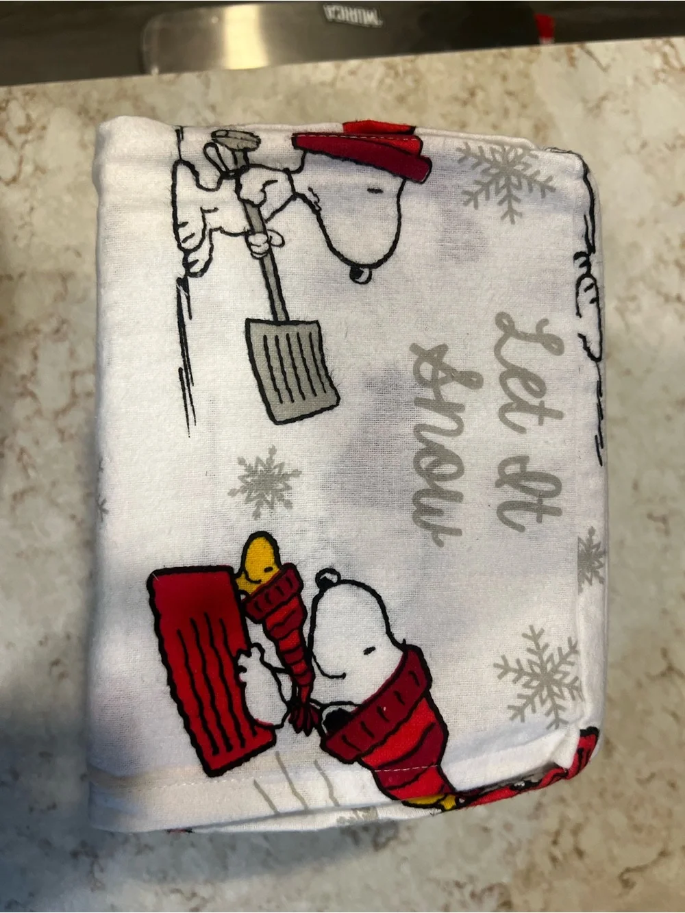 Peanuts White and Red Holiday Flannel Sheet Set